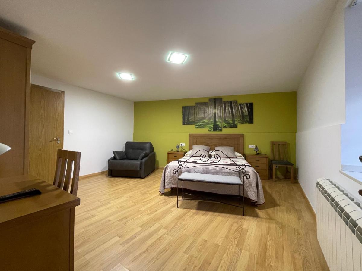 Habitaciones A Casa De Pepe Tríacastela Buitenkant foto