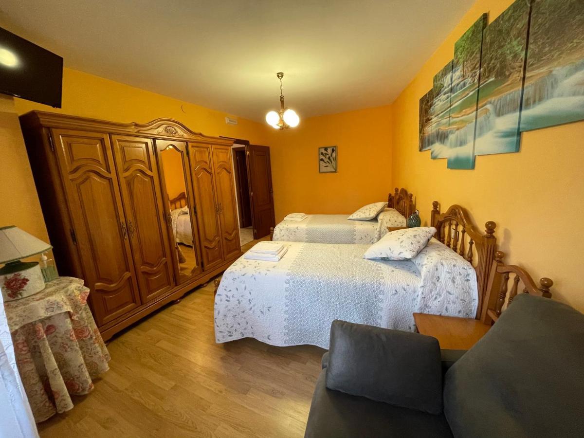 Habitaciones A Casa De Pepe Tríacastela Buitenkant foto
