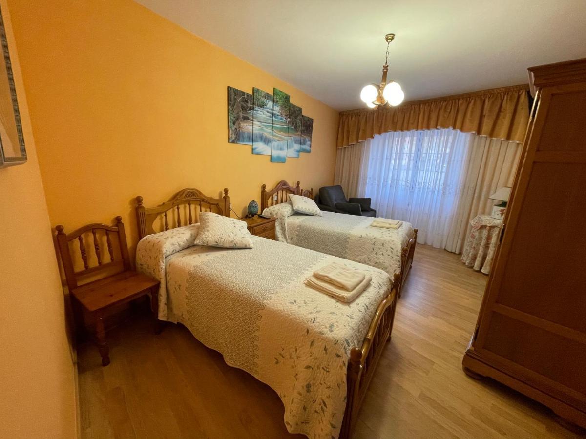 Habitaciones A Casa De Pepe Tríacastela Buitenkant foto